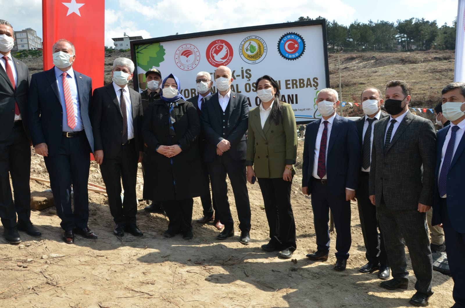 TÜRK-İŞ KORGENERAL OSMAN ERBAŞ ŞEHİTLER VE KADIN İŞÇİLER HATIRA ORMANI OLUŞTURULDU