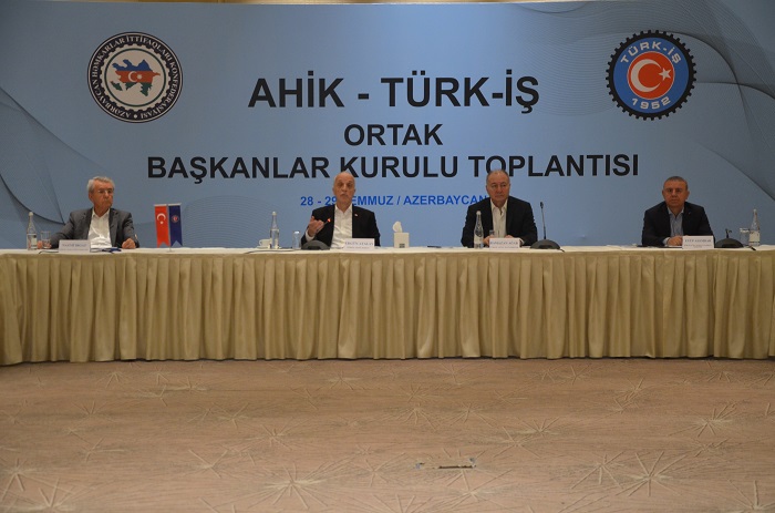 TÜRK-İŞ VE AHİK KONFEDERASYONLARI ORTAK BAŞKANLAR KURULU DÜZENLENDİ